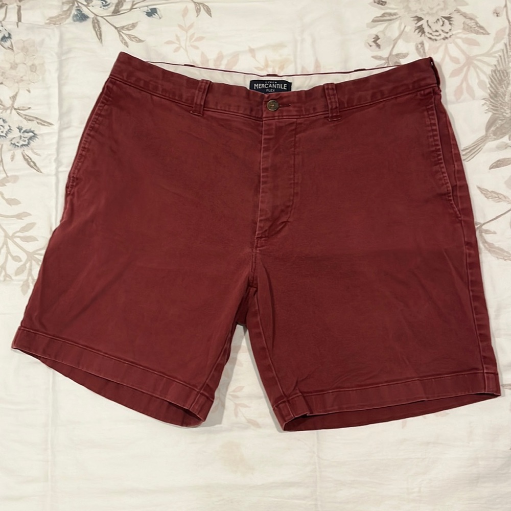 J.Crew Mercantile Flex Mens shorts Burgundy 6” inseam